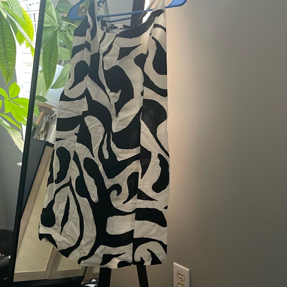 H&M linen midi dress cream and black M